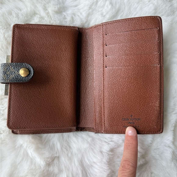 Louis Vuitton French Perth Viennois Bifold Wallet Monogram - Picture 6 of 10